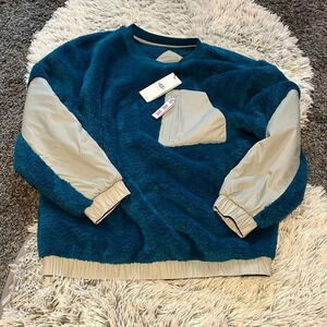 New! UGG Niko Sherpa Crewneck Sweatshirt Size Small